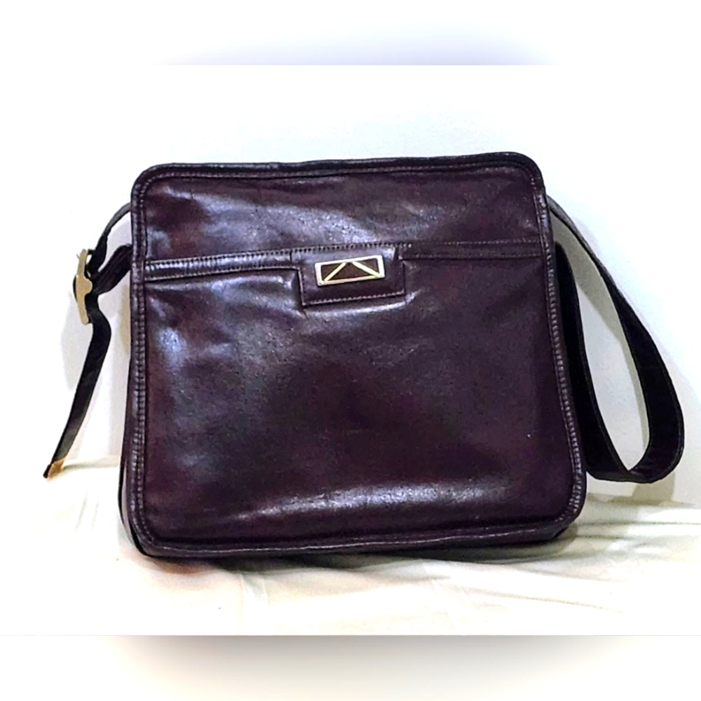 MARYANN ROSENFELD Vintage Square Shaped Maroon/ Plum Colored Cross Body Bag.